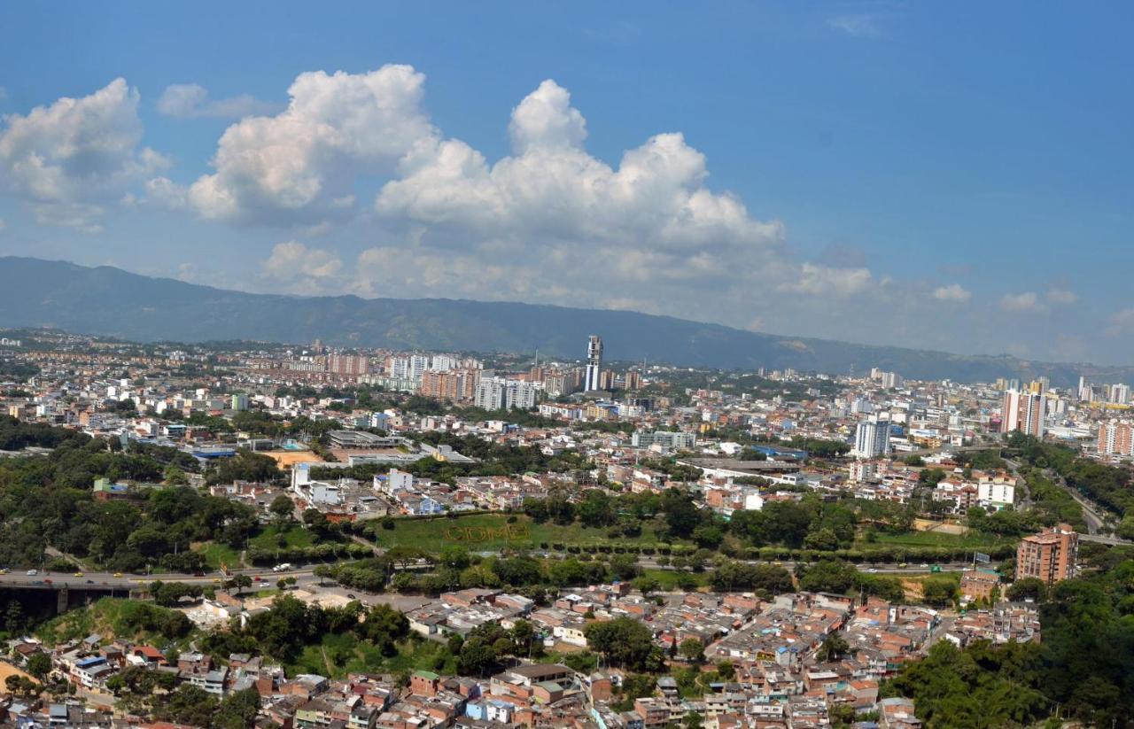 Holiday Inn Bucaramanga Cacique, An Ihg Hotel Exterior foto